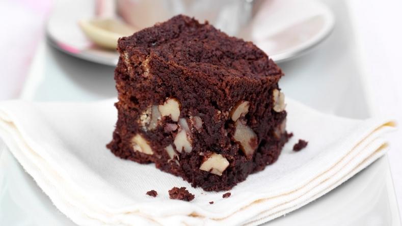 Chocolate Brownies with Pecan Nuts