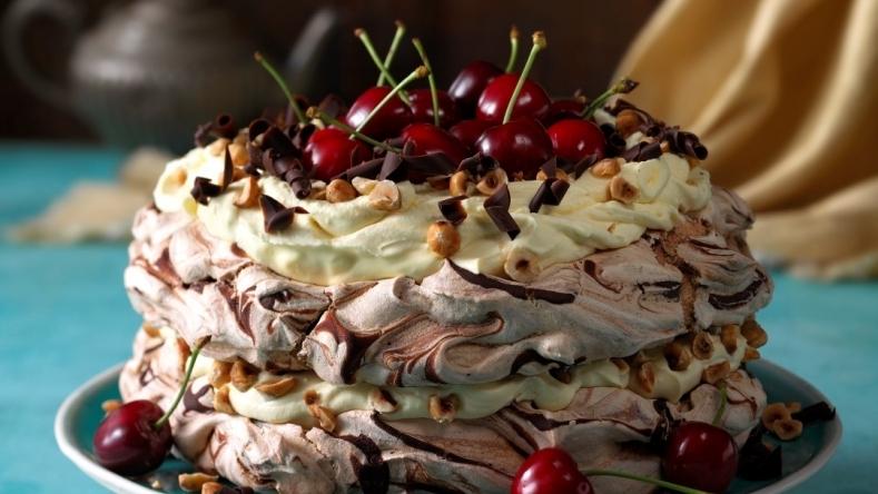 Divine Chocolate Hazelnut Pavlova